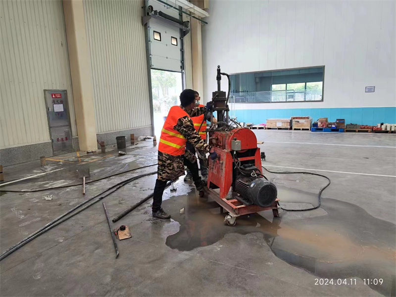 和平厂房地面下沉塌陷注浆加固施工